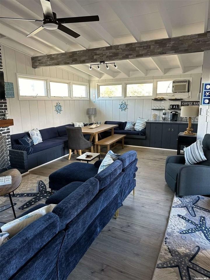 101 Bungalow Walk - Photo 6 of 15