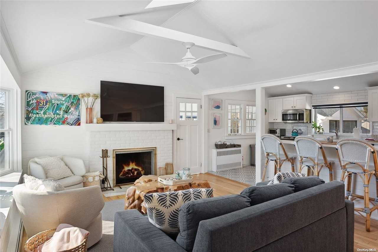 66 Library Ave - Photo 5 of 26