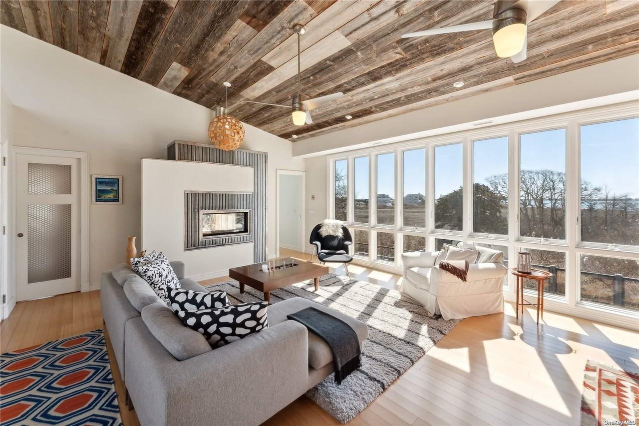 32 Tuthill Ln - Photo 6 of 32