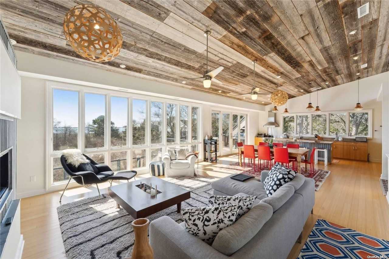 32 Tuthill Ln - Photo 7 of 32