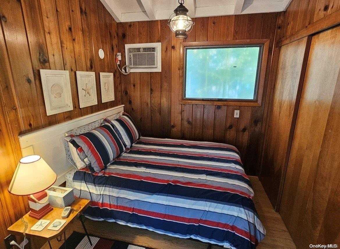 892 Evergreen Walk - Photo 7 of 12