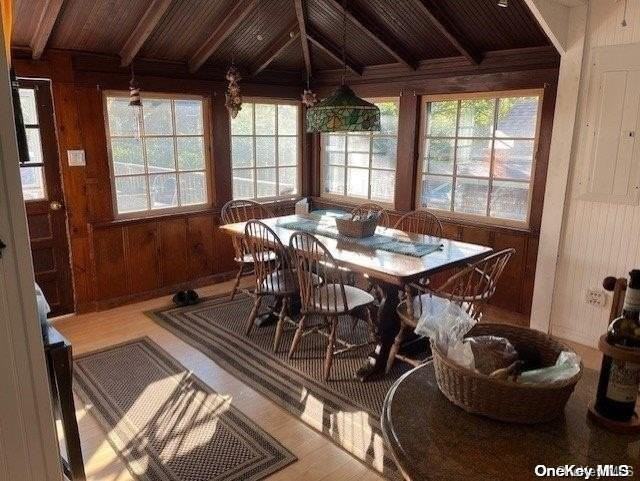 898 Evergreen Walk - Photo 2 of 9