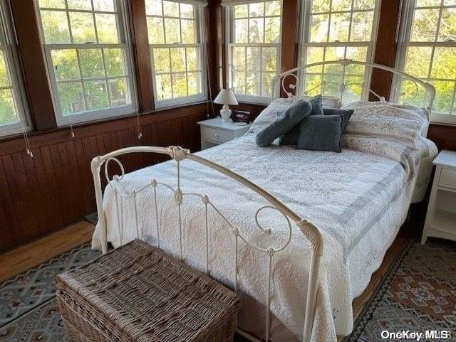 898 Evergreen Walk - Photo 3 of 9