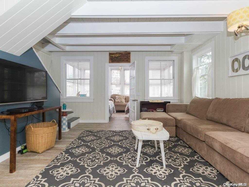 192 Cottage Walk - Photo 7 of 15