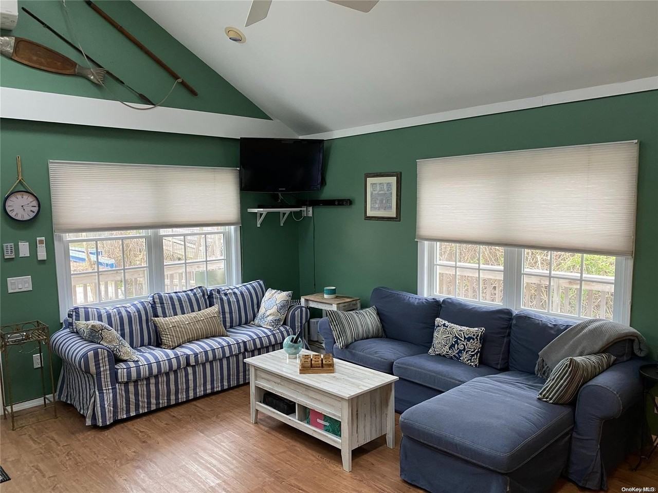 182 Cottage Walk - Photo 5 of 18