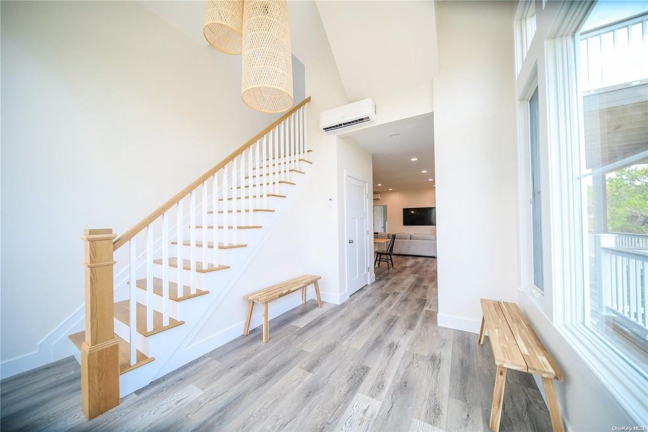 100 E Lighthouse Walk - Photo 2 of 21