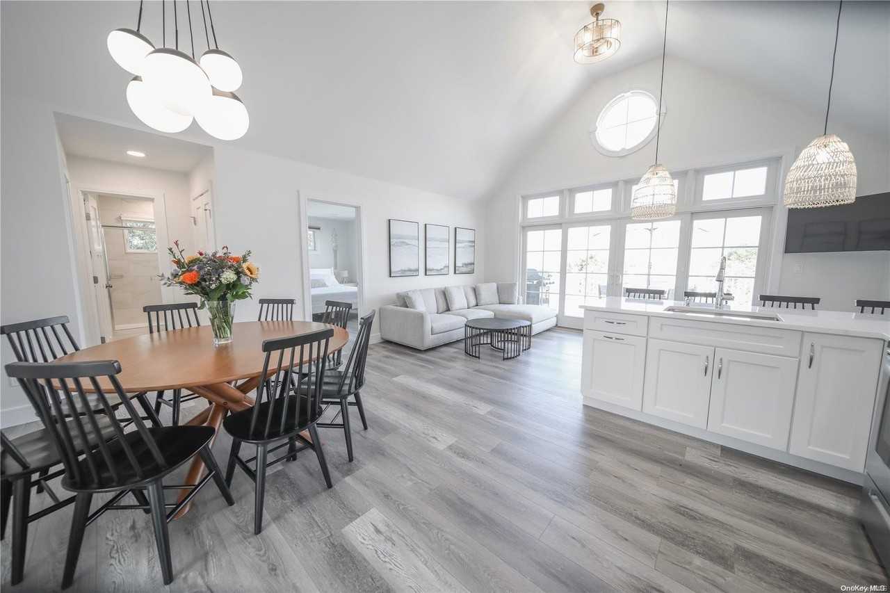 100 E Lighthouse Walk - Photo 5 of 21