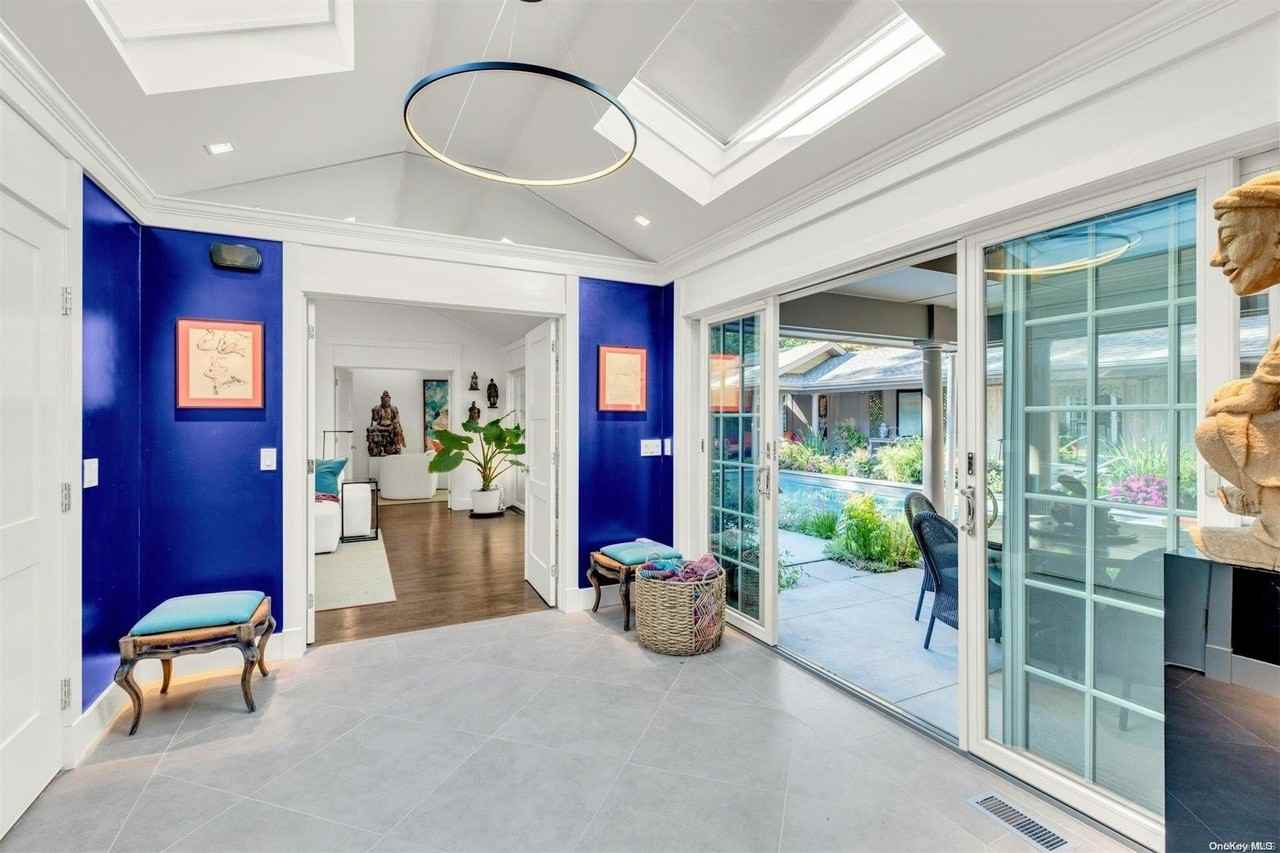 16 16 Rsmorw Court - Photo 2 of 36