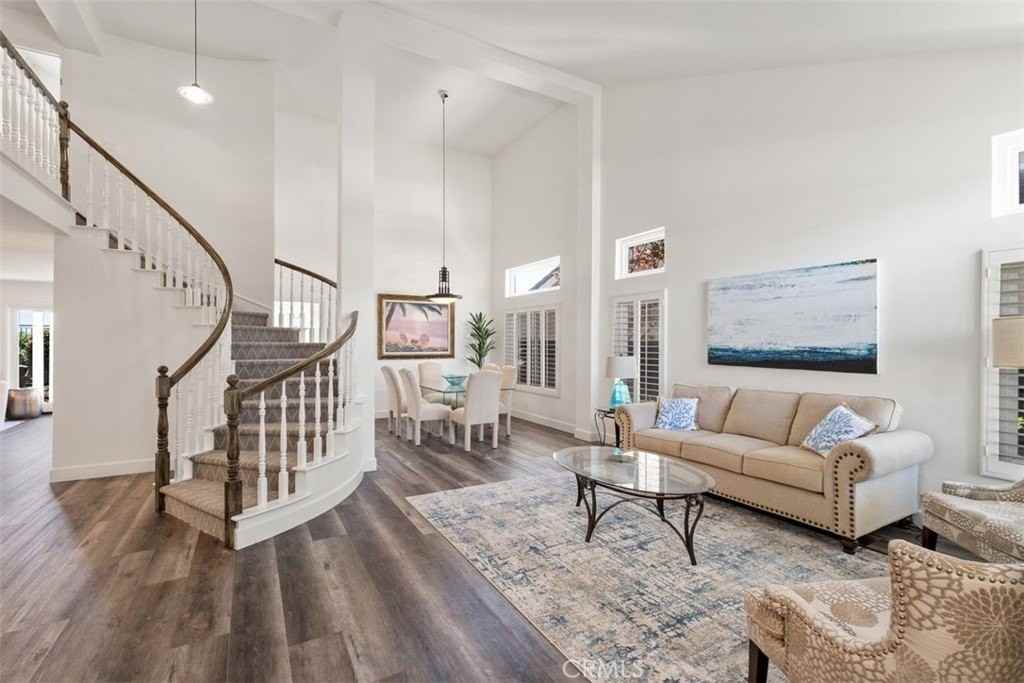 23952 Dory Dr - Photo 4 of 39