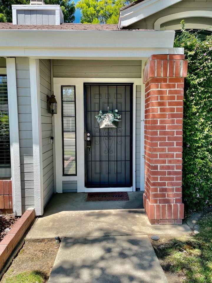 1412 Mother Lode Dr - Photo 2 of 24