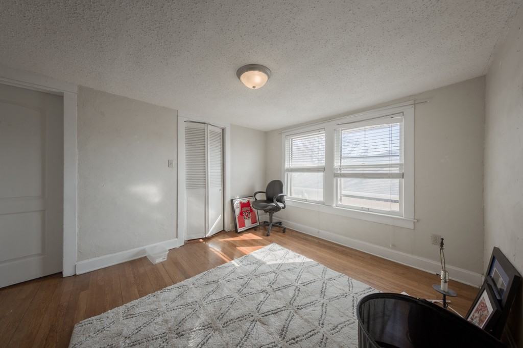 W 46th St & Bell St #1A - Photo 7 of 10