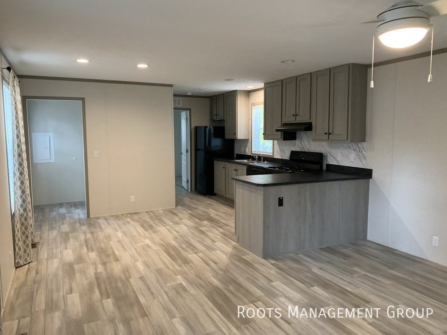 13089 Allen Ct #3 - Photo 3 of 9