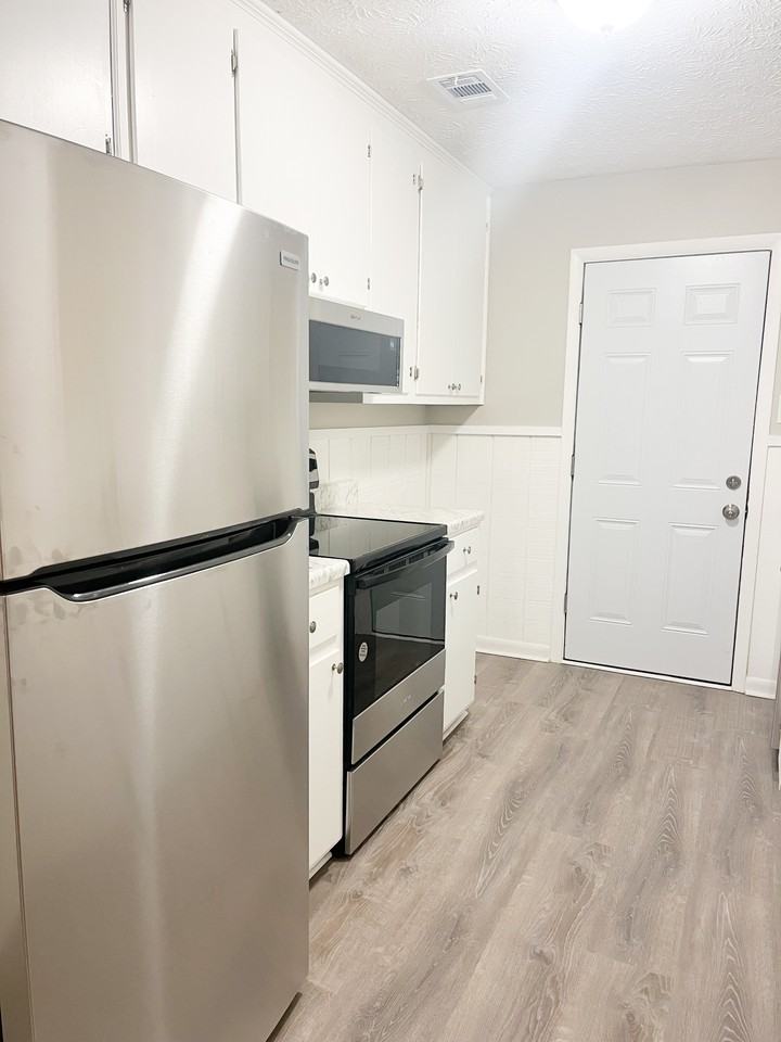 6148 Pineneedle Dr Sw #6148 - Photo 3 of 5