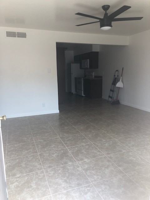 918 N Hayden Rd #2 - Photo 5 of 9