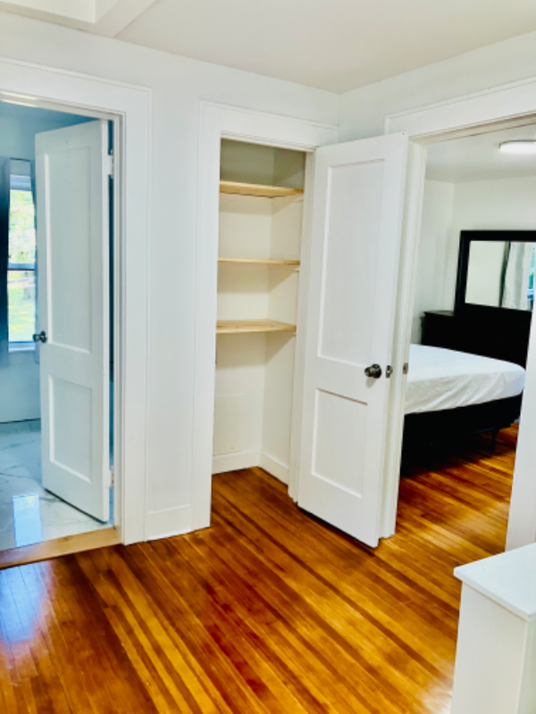 252 Oronoque Rd - Photo 6 of 29