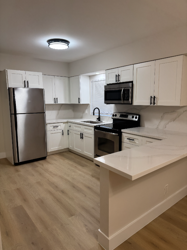 5410 Ne 22nd Ter #9 - Photo 5 of 17