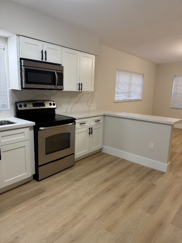 5410 Ne 22nd Ter #9 - Photo 6 of 17