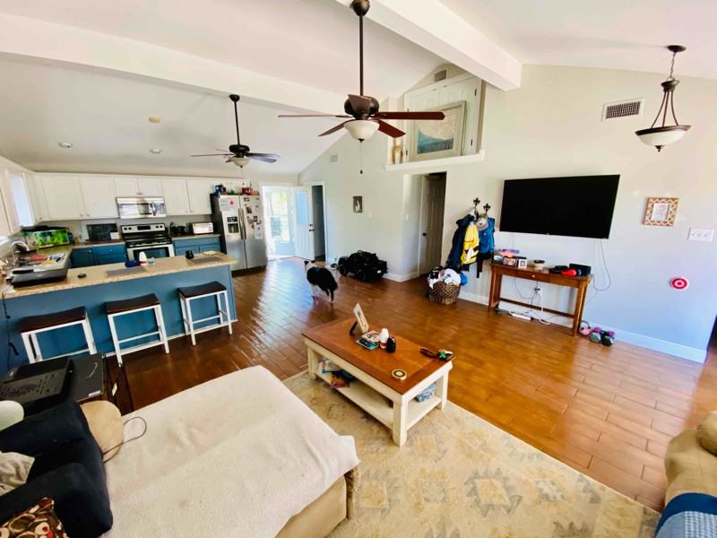 73639 Diamondhead Dr N - Photo 2 of 9