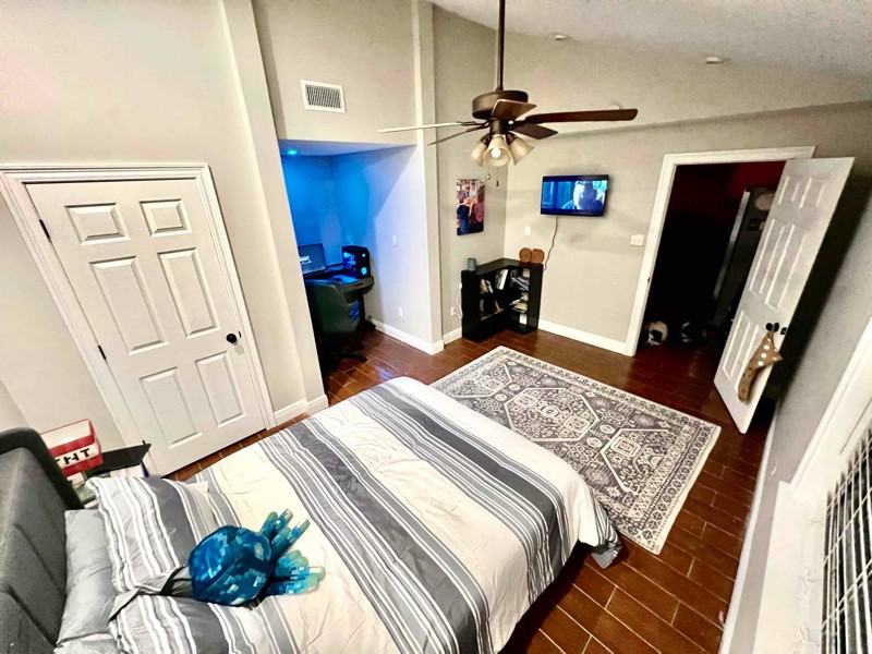 73639 Diamondhead Dr N - Photo 5 of 9