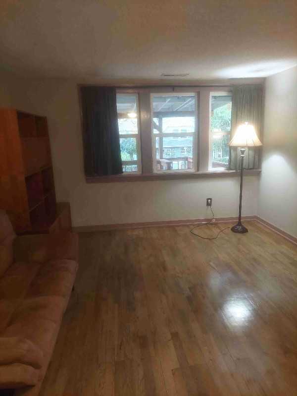 1221 21st Ave - Photo 2 of 10