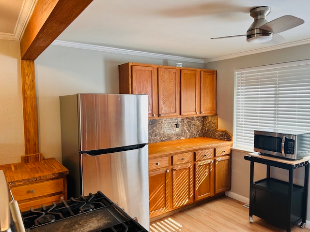 1665 Pierce St #2 - Photo 4 of 24