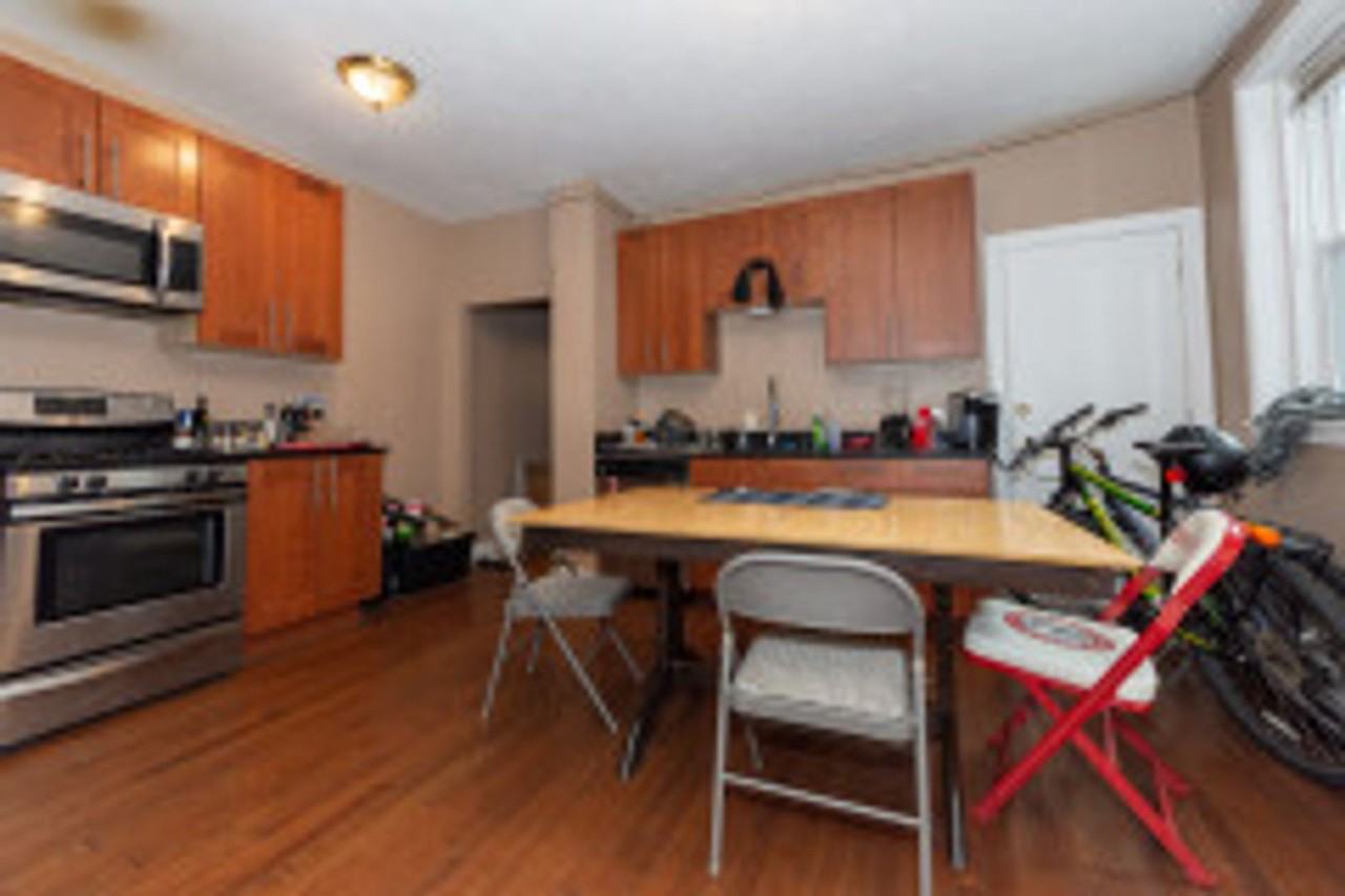 20 Glenville Ave - Photo 3 of 9