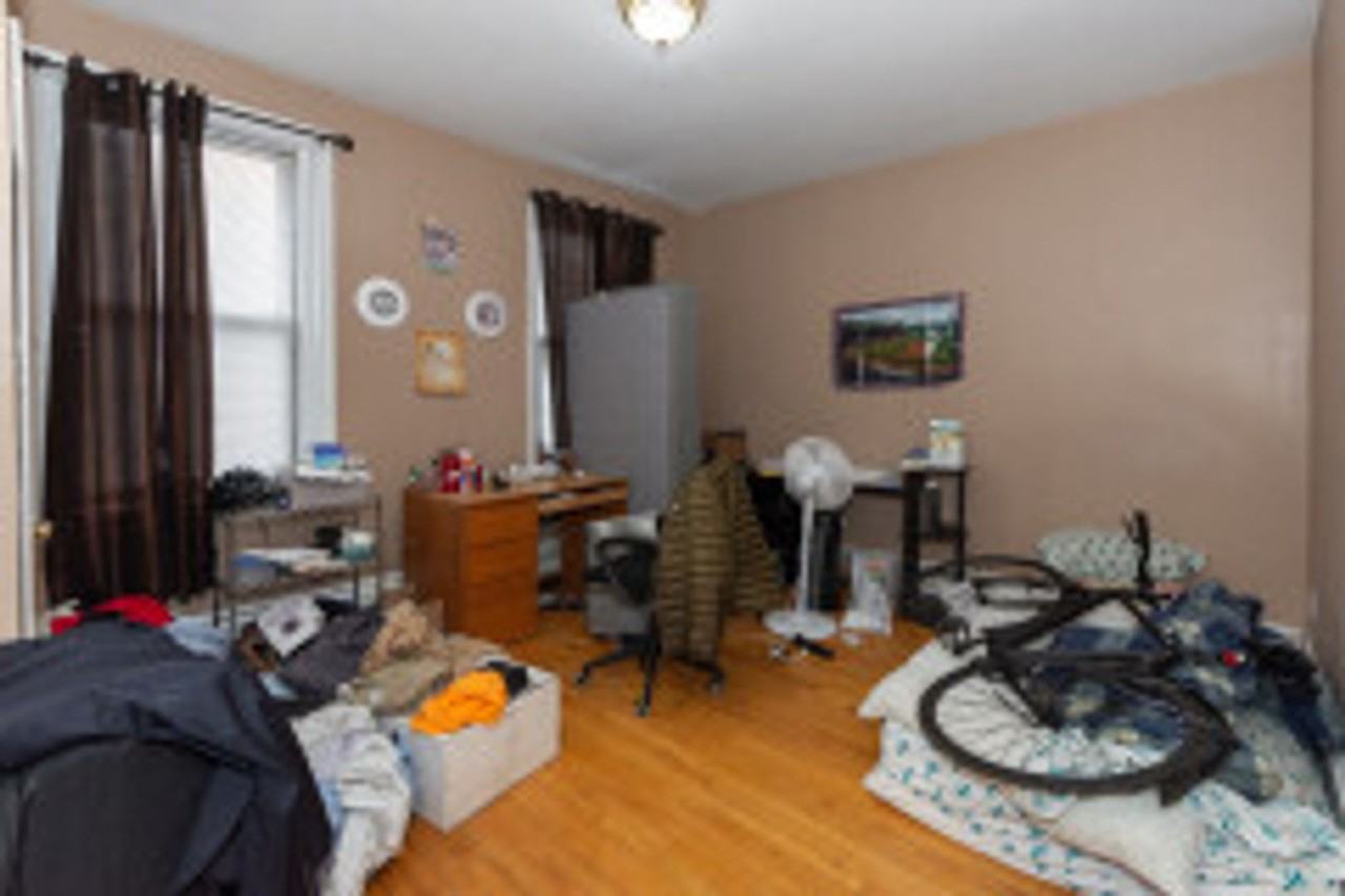 20 Glenville Ave - Photo 4 of 9