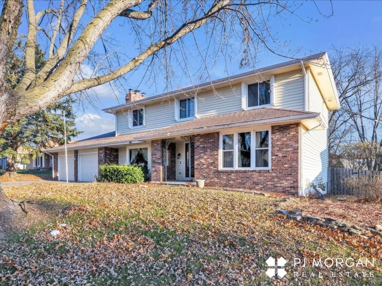 2225 S 147th St - Photo 3 of 28