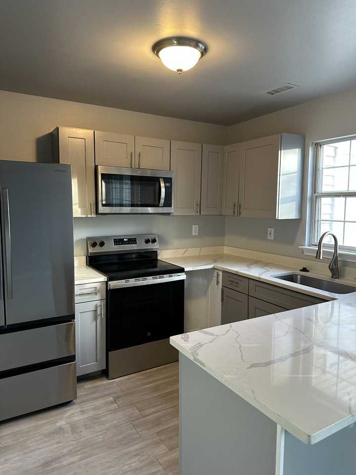 4453 Eagle Ct #4453 - Photo 6 of 23