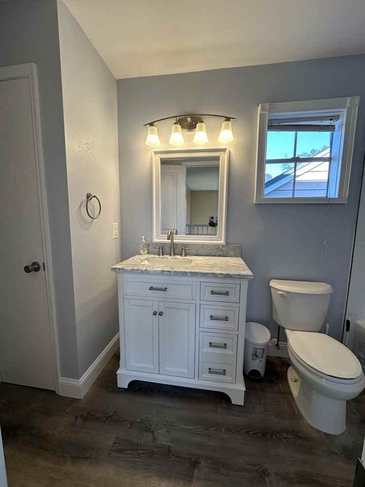 1724 Chatham Cir #NA - Photo 4 of 27