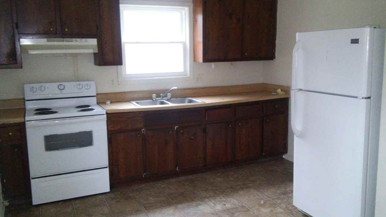 842 Green Ridge Dr - Photo 3 of 7