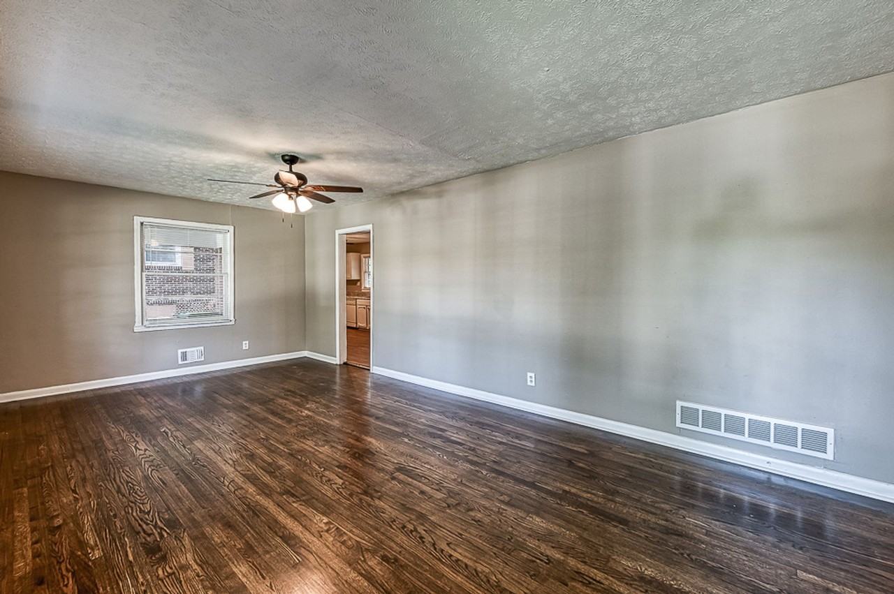 2168 Glendale Dr - Photo 6 of 15