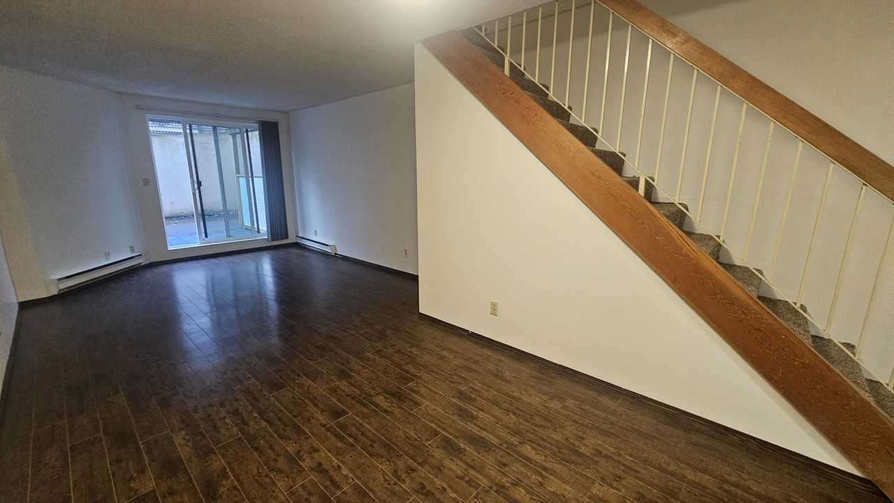 984 West 7th Avenue - Photo 3 of 18