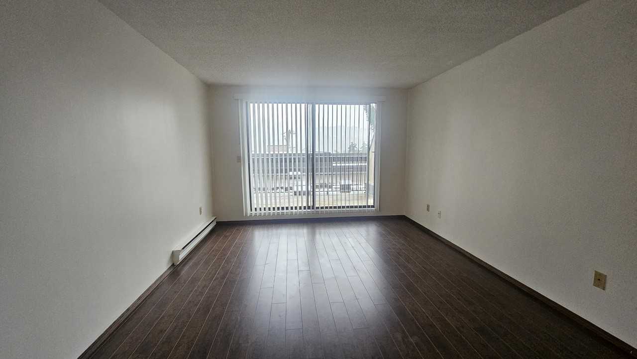 984 West 7th Avenue - Photo 7 of 18