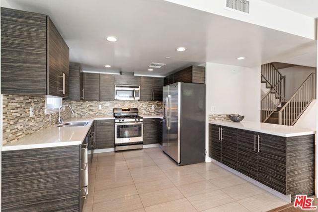 2317 Scarff St #B - Photo 2 of 8