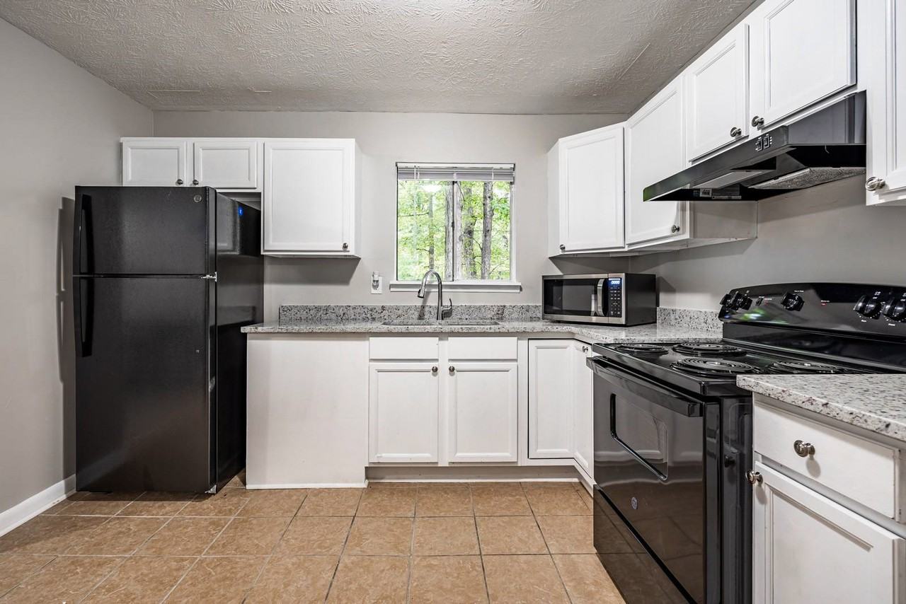 Magnolia Dr - Photo 2 of 10