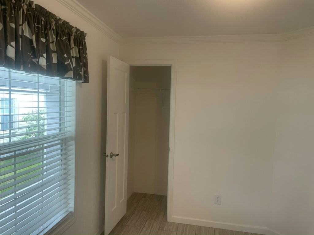 7431 44th Trl N #564 - Photo 4 of 20