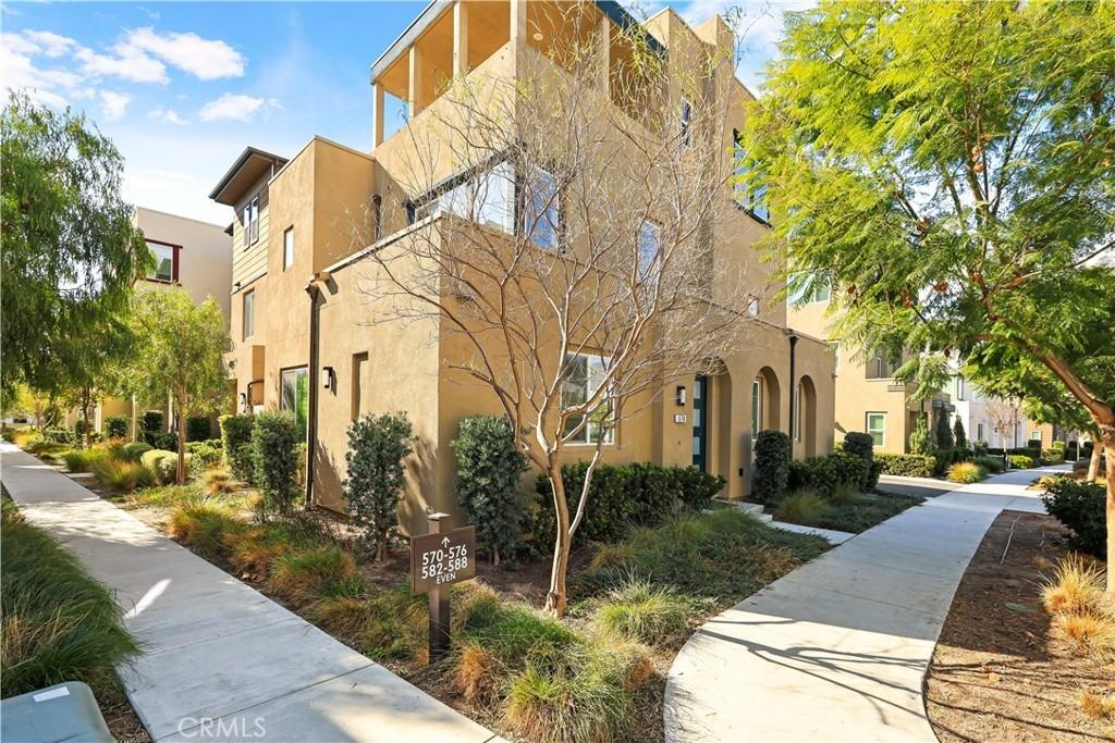 578 Cultivate - Photo 2 of 42