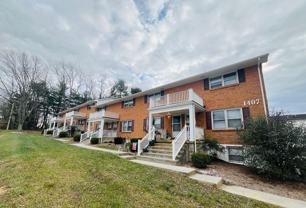 1407 Toms Creek Rd - Photo 1 of 1