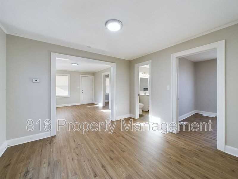 4145 College Ave - Photo 2 of 16