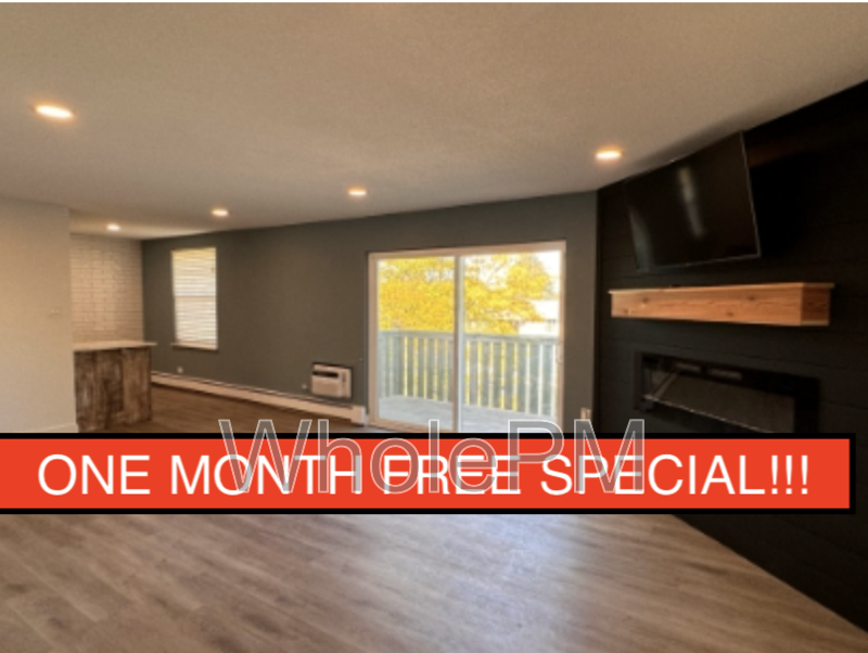 2120 S Vaughn Way #301F