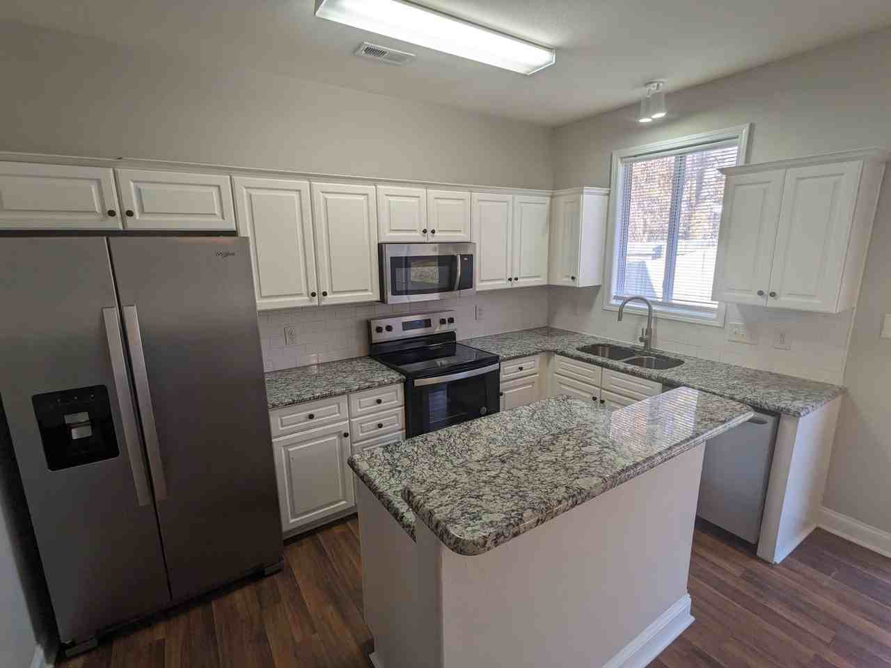 1741 Wilburn Park Lane - Photo 4 of 17