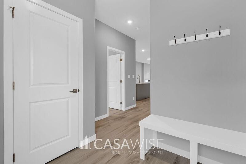 9348 (Main)Street #MAIN - Photo 5 of 29