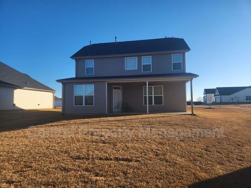 512 Dottie Ct - Photo 6 of 27