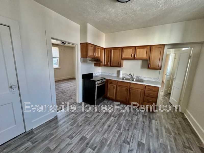 3219 Claremont Ave - Photo 3 of 8