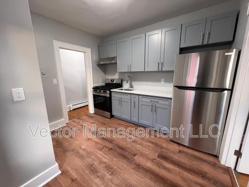 1166 Dixwell Ave - Photo 4 of 10