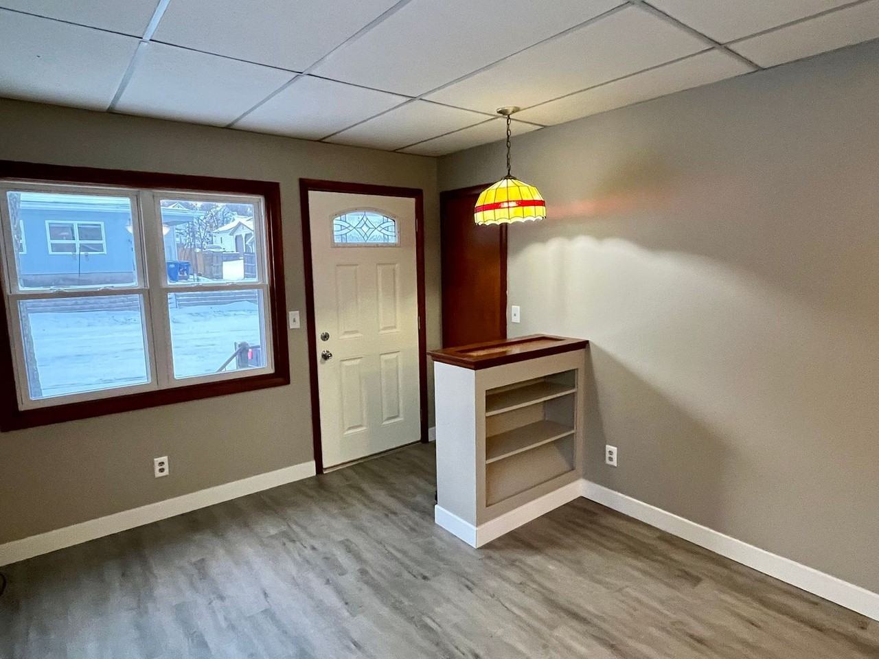 121 N 5th Ave - Photo 6 of 29