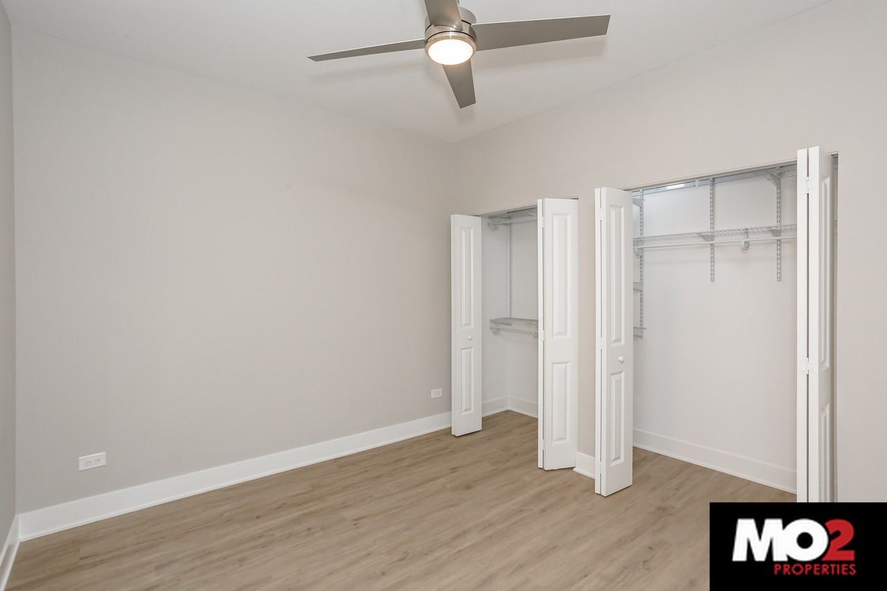 3051 W Cortland St #2 - Photo 3 of 4