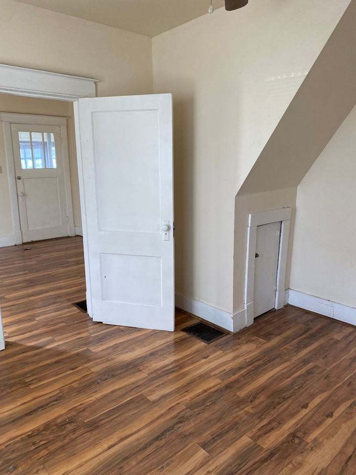 117 W Birch St - Photo 7 of 16