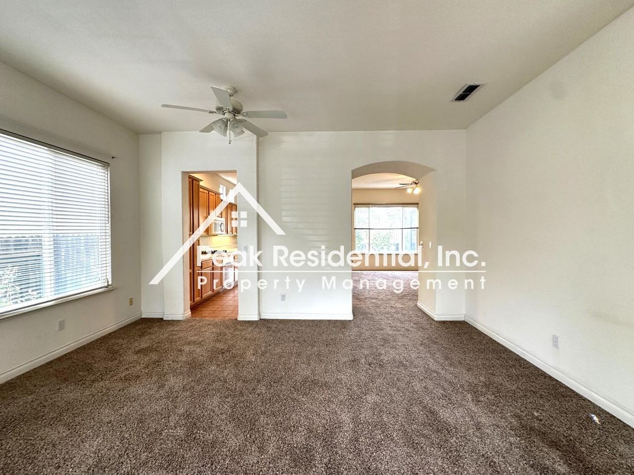 12037 Gold Pointe Ln - Photo 2 of 31